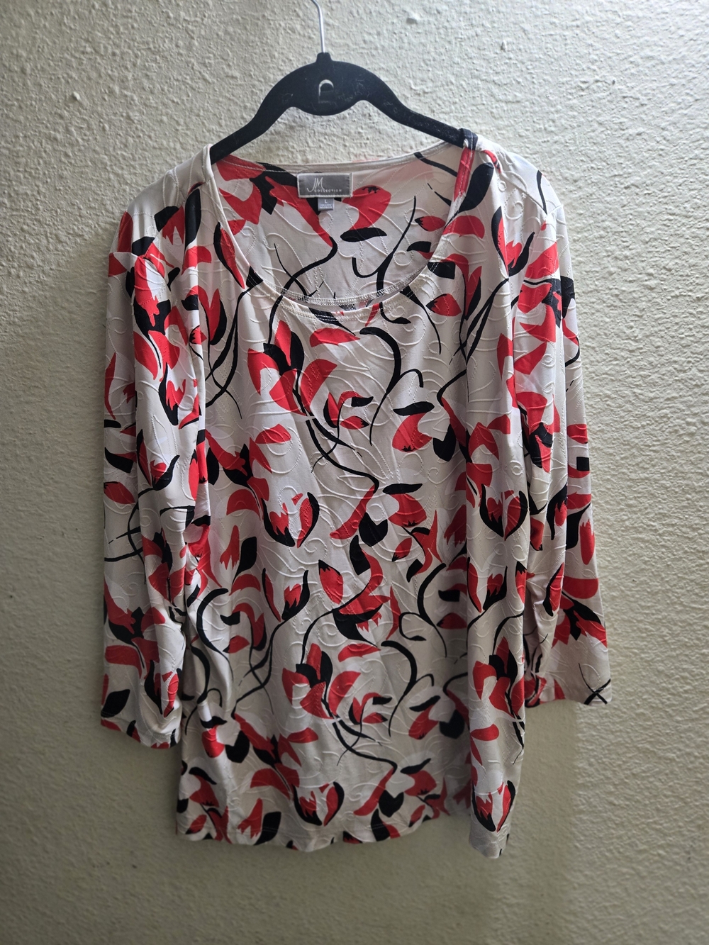 JM Collection Cream Scoop Neck Long Sleeve Top with Red & Black Floral Motif